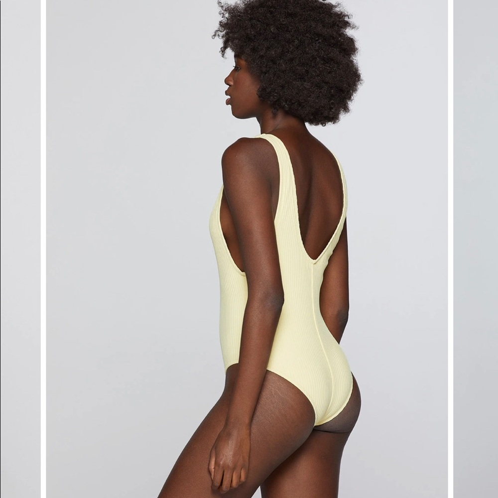 Vermont One Piece Yellow Rib - Picture 2 of 8